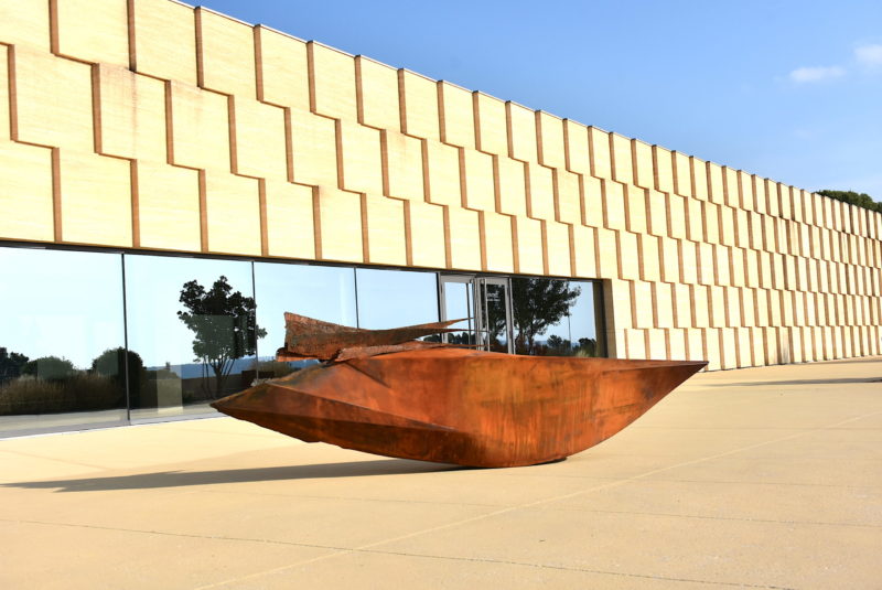 sculpture extérieure en corten et laiton de Julien Allègre en vente dans la boutique de la galerie 22 contemporain