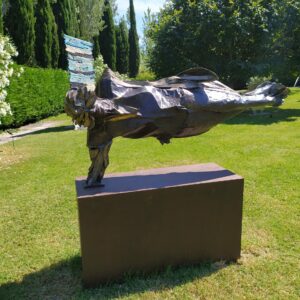 illusory balance is a bronze sculpture for the garden by julien allegre on sale in the online shop of gallery 22.