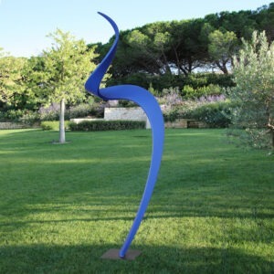 sculpture monumentale en acier peint pour le jardin de francis guerrier