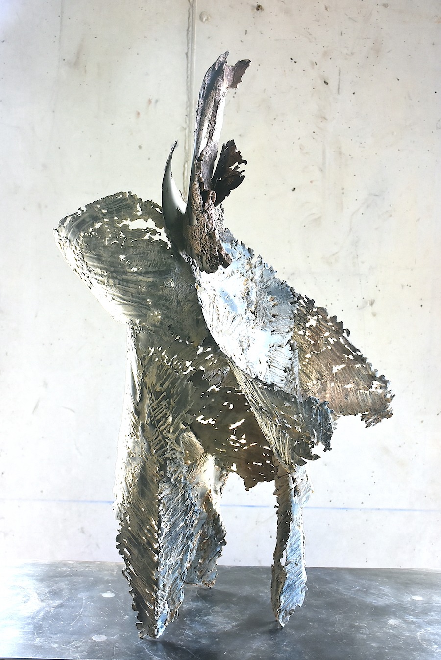 sculpture metal et bronze contemporaine de julien allegre