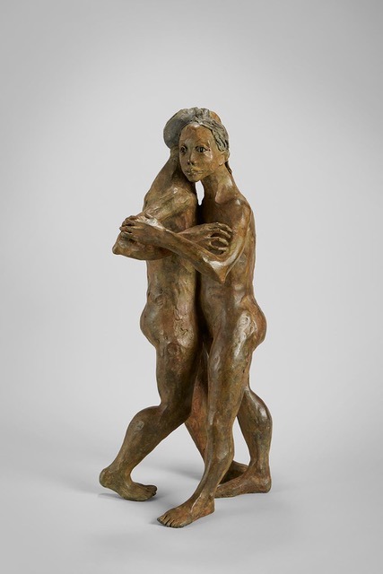 sculpture figurative en bronze de ruta jusionyte